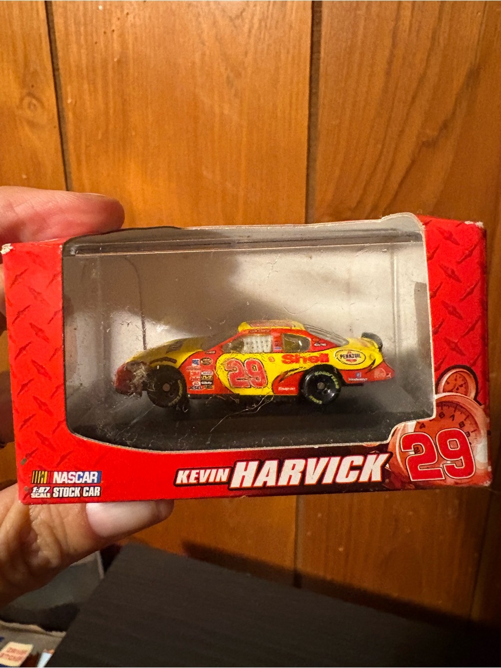 Winner's Circle NASCAR 1:87 Kevin Harvick Shell #29 Stock Car With Case